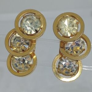 * vintage Judy Lee gold tone large rhinestones trio clip on earrings